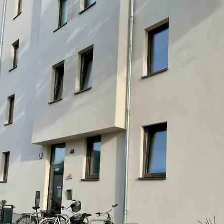 Komm & Bleib Naehe Berlin Mit Parkplatz ファルケンゼー
